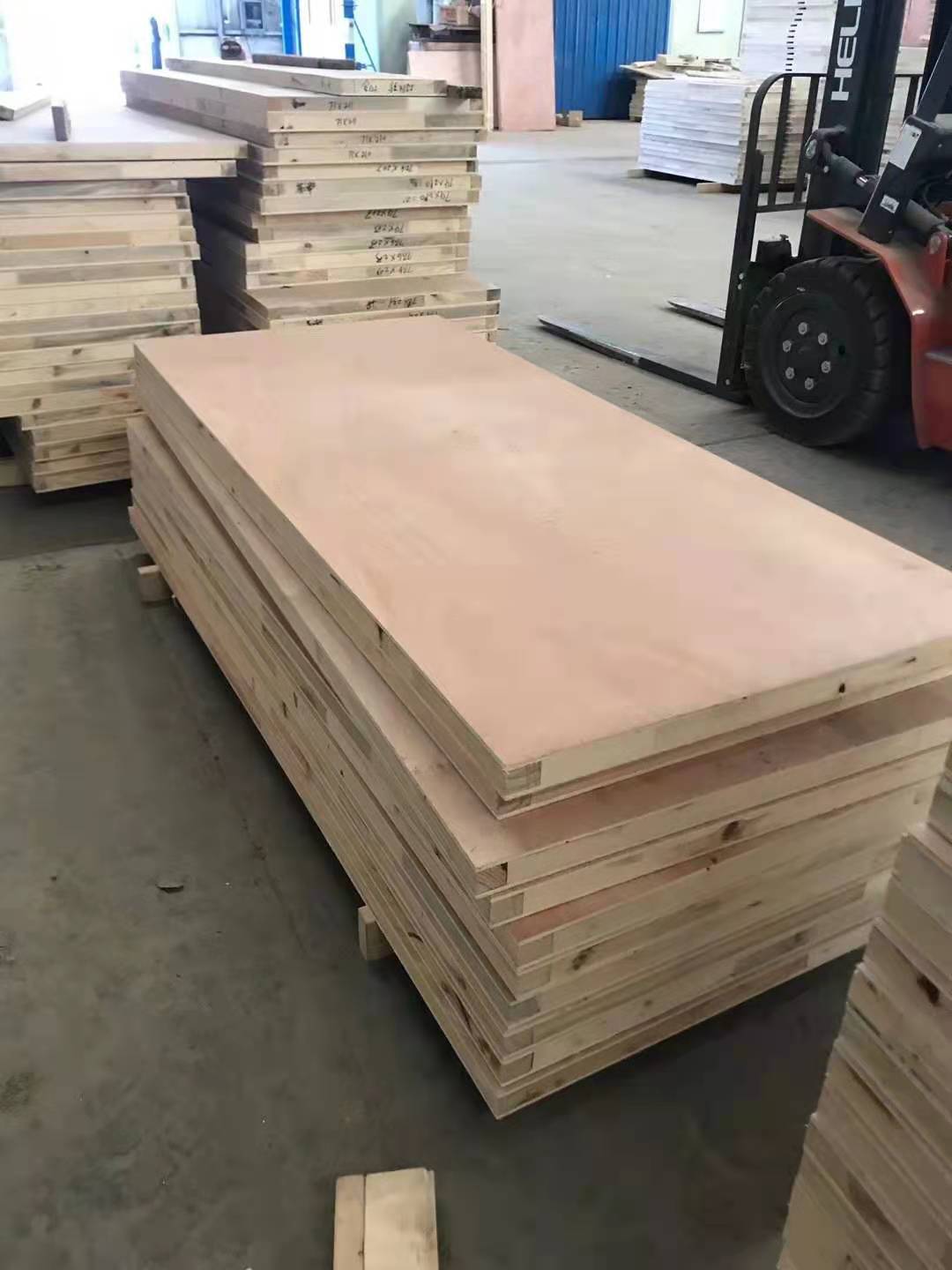 木質(zhì)防火門9