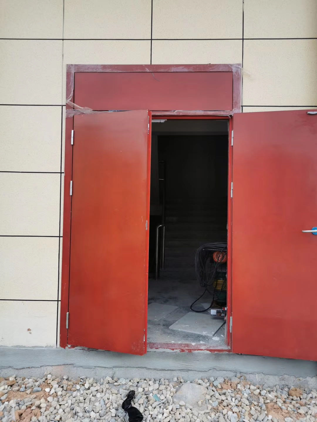 鋼質(zhì)甲級(jí)超大帶亮子