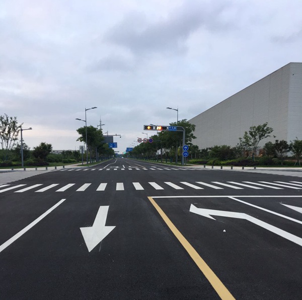 600達(dá)尊 道路劃線18951744567