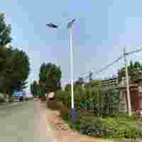 6米太陽(yáng)能路燈廠家太陽(yáng)能路燈基礎(chǔ)尺寸