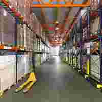 礦泉水倉庫托管 飲料倉儲租賃方案商中匯