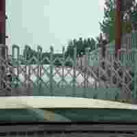 深圳龍崗伸縮門龍城電動(dòng)門坪地防火門坪山道閘門祥龍翔