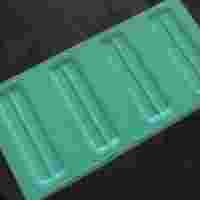 節(jié)能彩鋼模壓橋架 熱浸鋅槽式阻燃走線槽 抗壓能力強